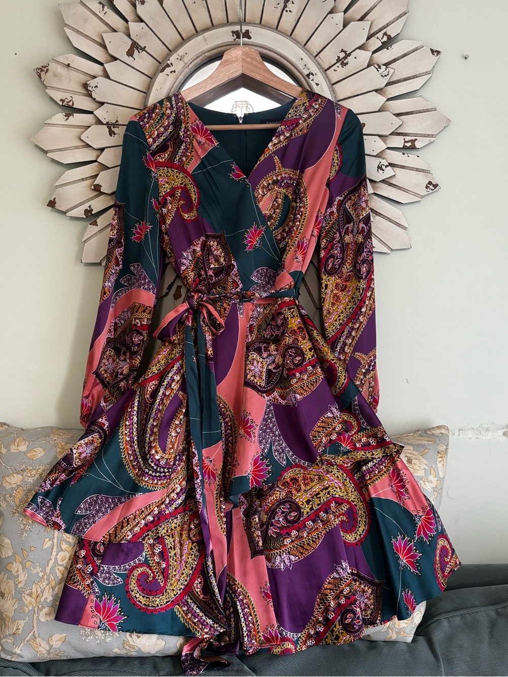 Tahari Arthur S. Levine Paisley Tie Waist Dress Size 2